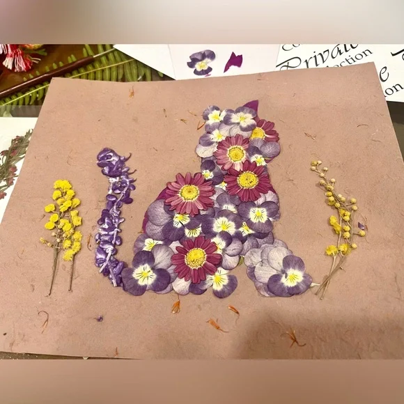 Framed Floral Cat Wall Art - Pressed Dry Flowers Art - Picture 3 of 4